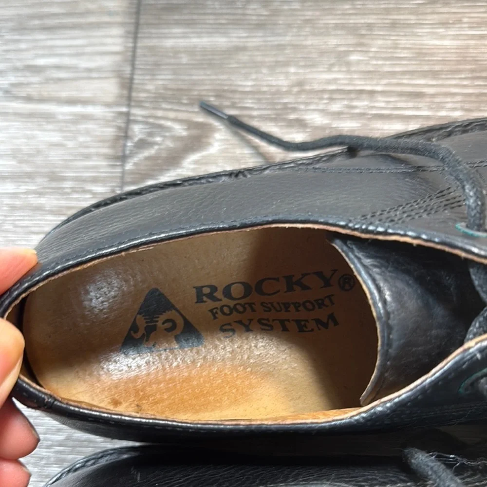 Rocky classic oxford men’s black shoes size 8